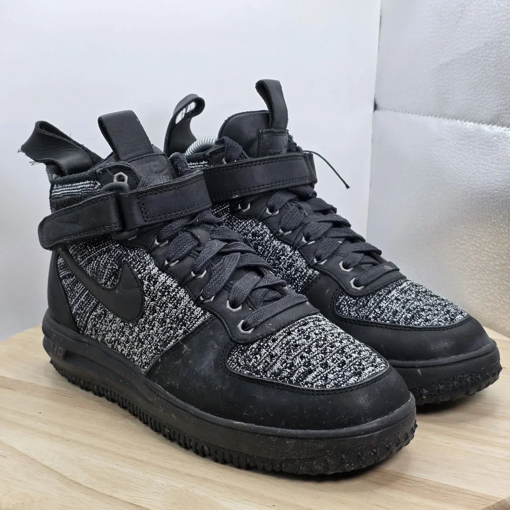 Womens size 7.5 - Nike Lunar Force 1 Flyknit Black White Oreo Shoes 860558-001 - Picture 5 of 9